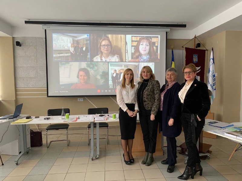 Вітаємо з успішним захистом Дячук Н. М.